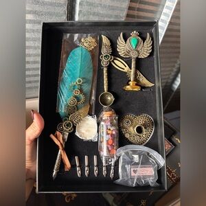 Calligraphy feather pen set